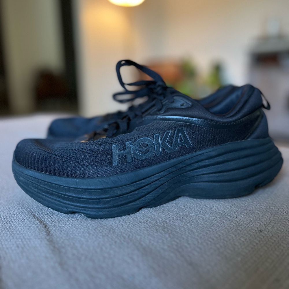 HOKA BONDI 8 LIKE NEW 💕